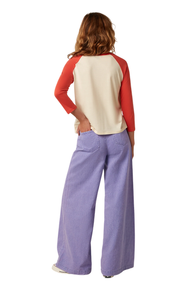 RAGLAN TEE PLACEMENT PRINT