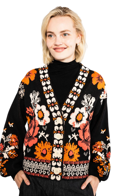 BLUTSGESCHWISTER VEST CHARMING STORYTELLER, OPULENT ROSE CARPET
