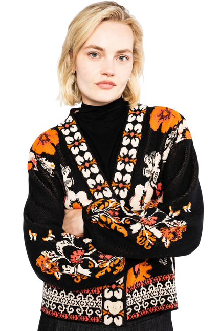 BLUTSGESCHWISTER VEST CHARMING STORYTELLER, OPULENT ROSE CARPET
