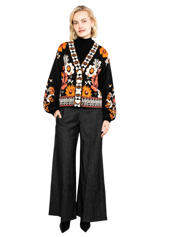 BLUTSGESCHWISTER VEST CHARMING STORYTELLER, OPULENT ROSE CARPET