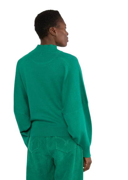 Diamond Loom Egg chunky pullover green