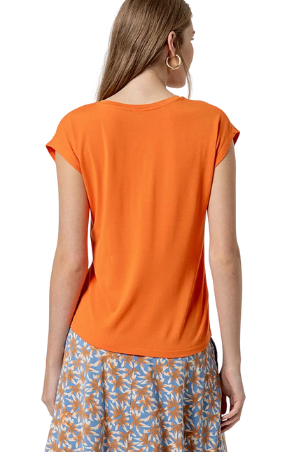 V-NECK T-SHIRT