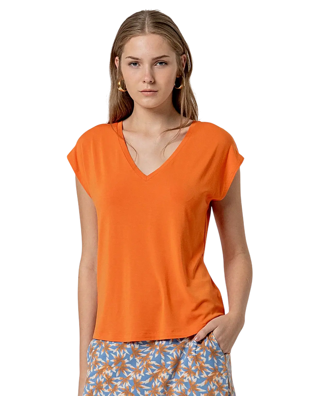 T-SHIRT MIT V-AUSSCHNITT