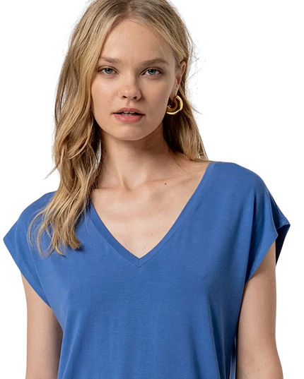 V-AUSSCHNITT T-SHIRT BLAU