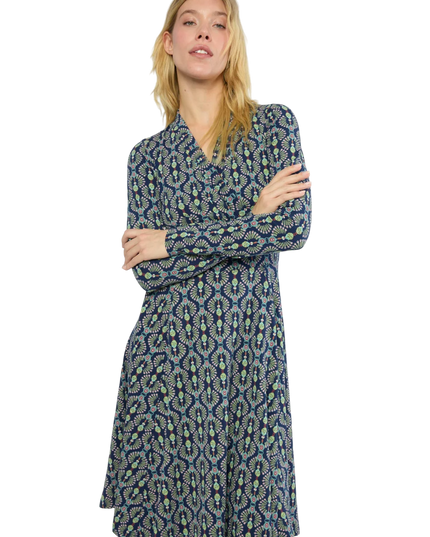 Shalala Tralala Shawl, feather duster