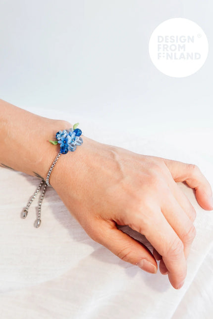 DAUGHTER OF THE NORTH FORGET ME NOT BRACELET
