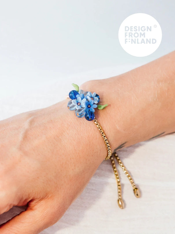 DAUGHTER OF THE NORTH FORGET ME NOT BRACELET, 18K GOLD PLATED