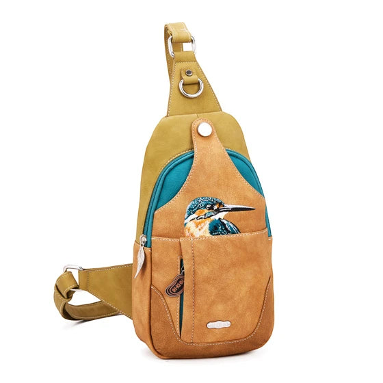 HI-DI-HI RUGZAK/ SLINGBAG CAROL MET ROODBORSTJE, OKERGEEL EN COGNAC