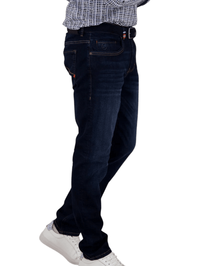 Barracuda", navy