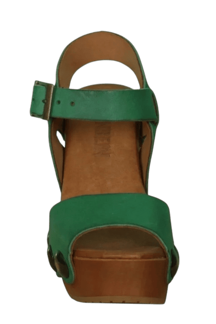 Carmen, green