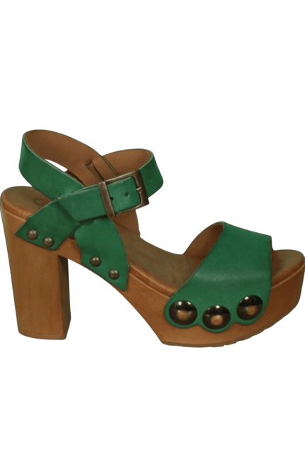 Carmen, green