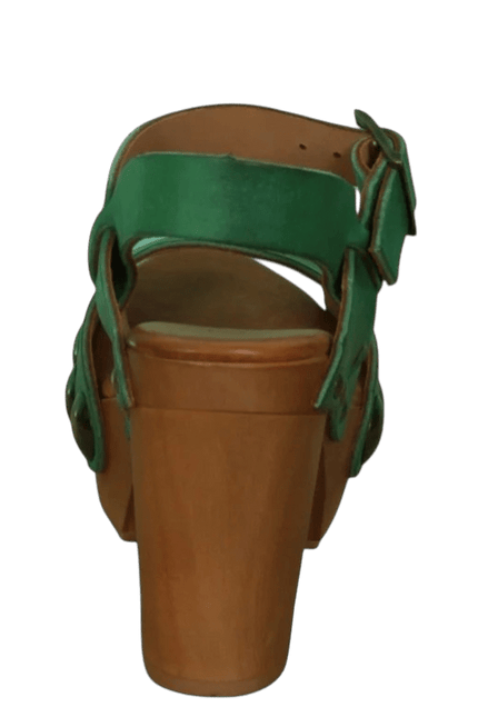 Carmen, green