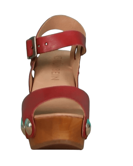 Carmen, rojo
