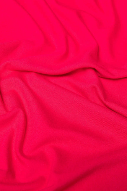 BLUTSGESCHWISTER Fly Little Bird", bold ruby red
