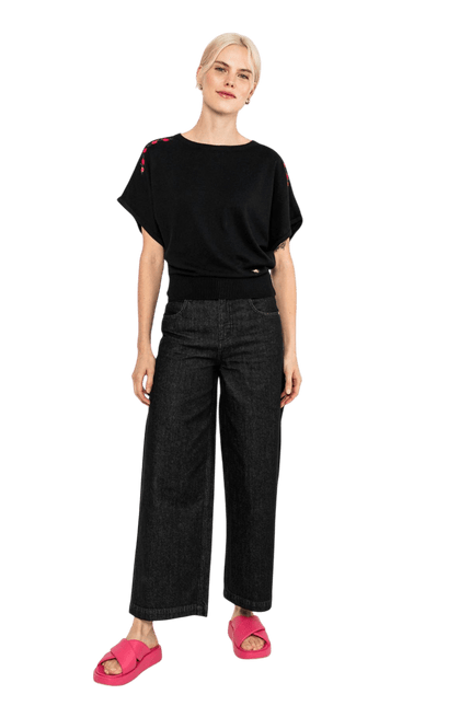 BLUTSGESCHWISTER TOP PICNIC FRIEND, ELEGANT LADY IN BLACK