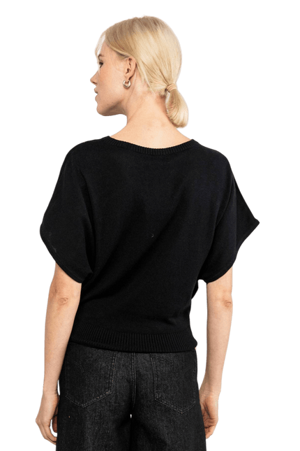 BLUTSGESCHWISTER TOP PICNIC FRIEND, ELEGANT LADY IN BLACK